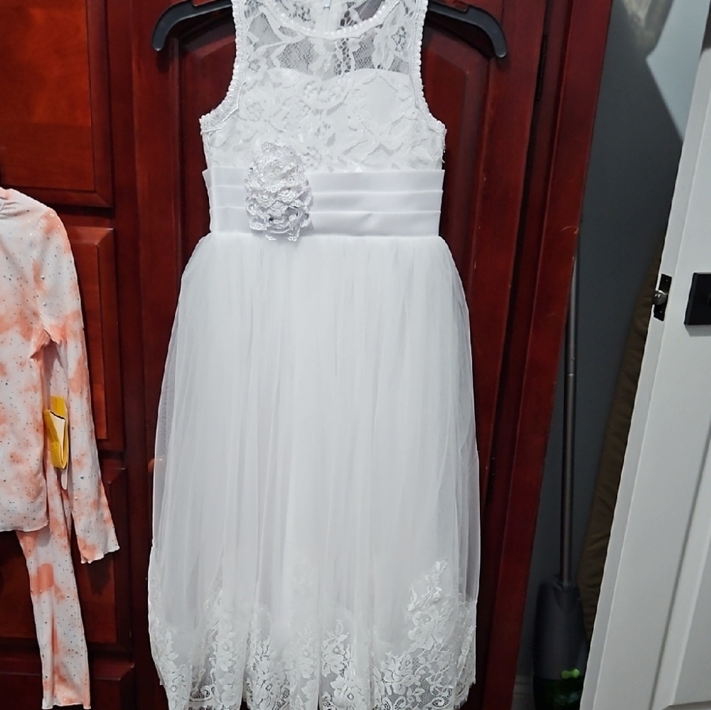 Elegant White Lace Kids Dress